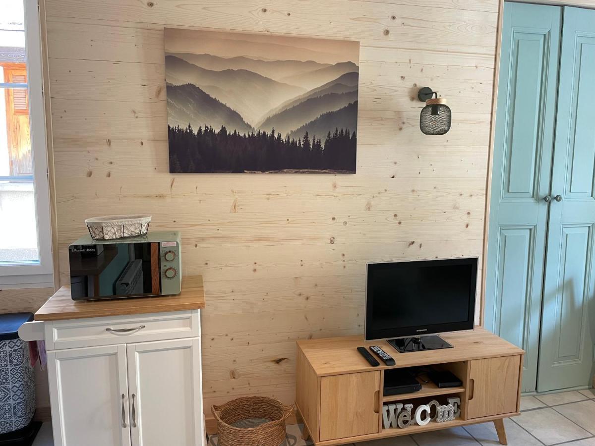Studio cosy au coeur de Saint Martin Vésubie Exterior foto